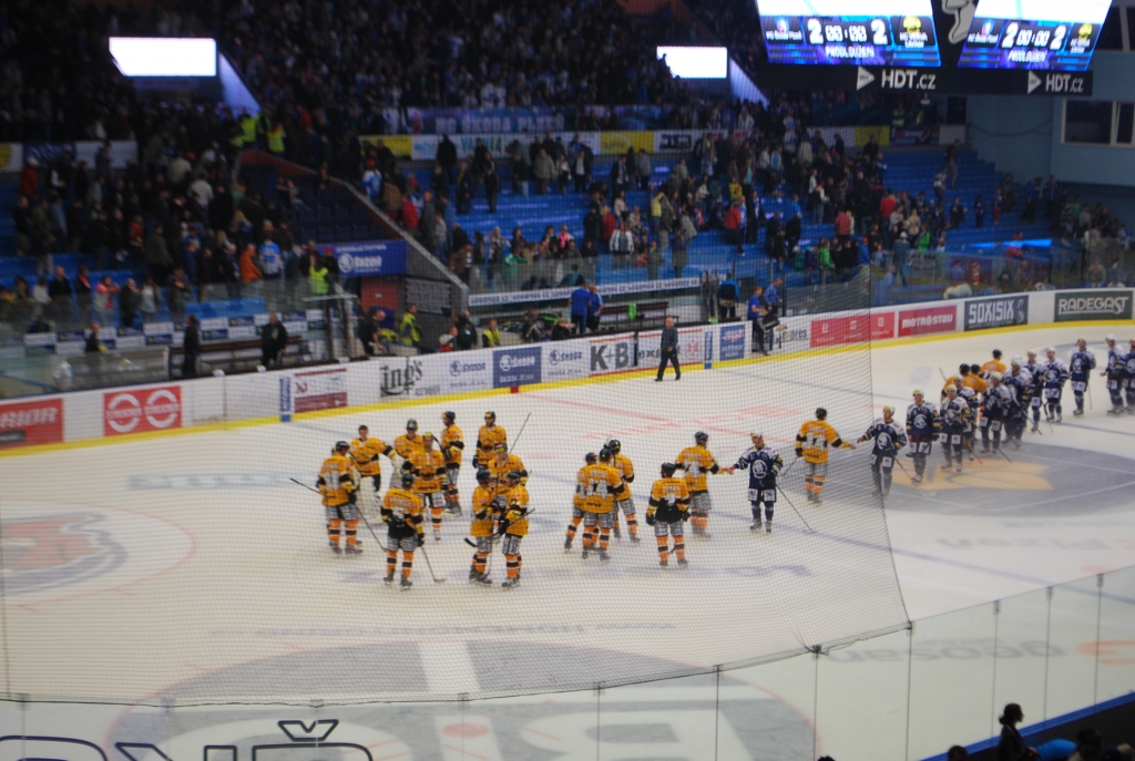 Ropáci v Plzni 14.9.2014